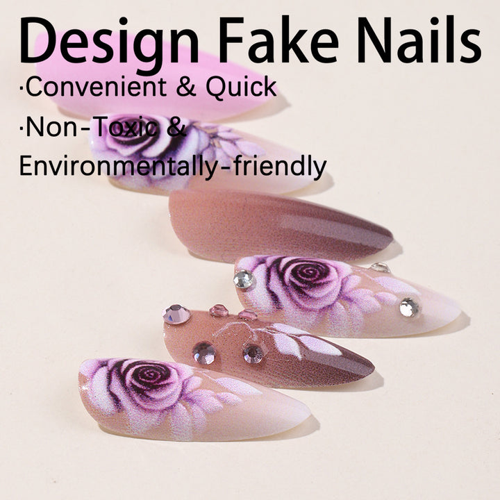 Kreatives Kunstnagelset mit eleganten Rosen-Akzenten und sanftem Farbverlauf Karnz
