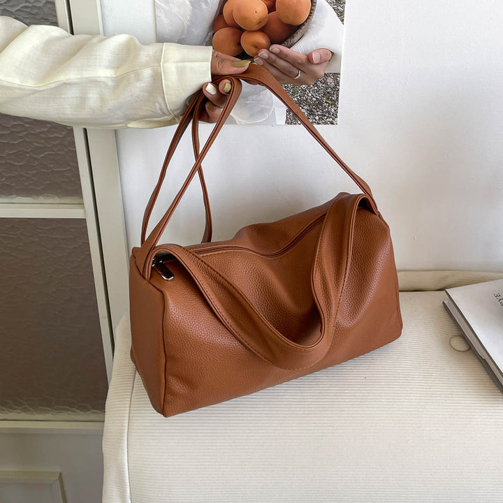 Zeitgenössische Clutch-Tasche