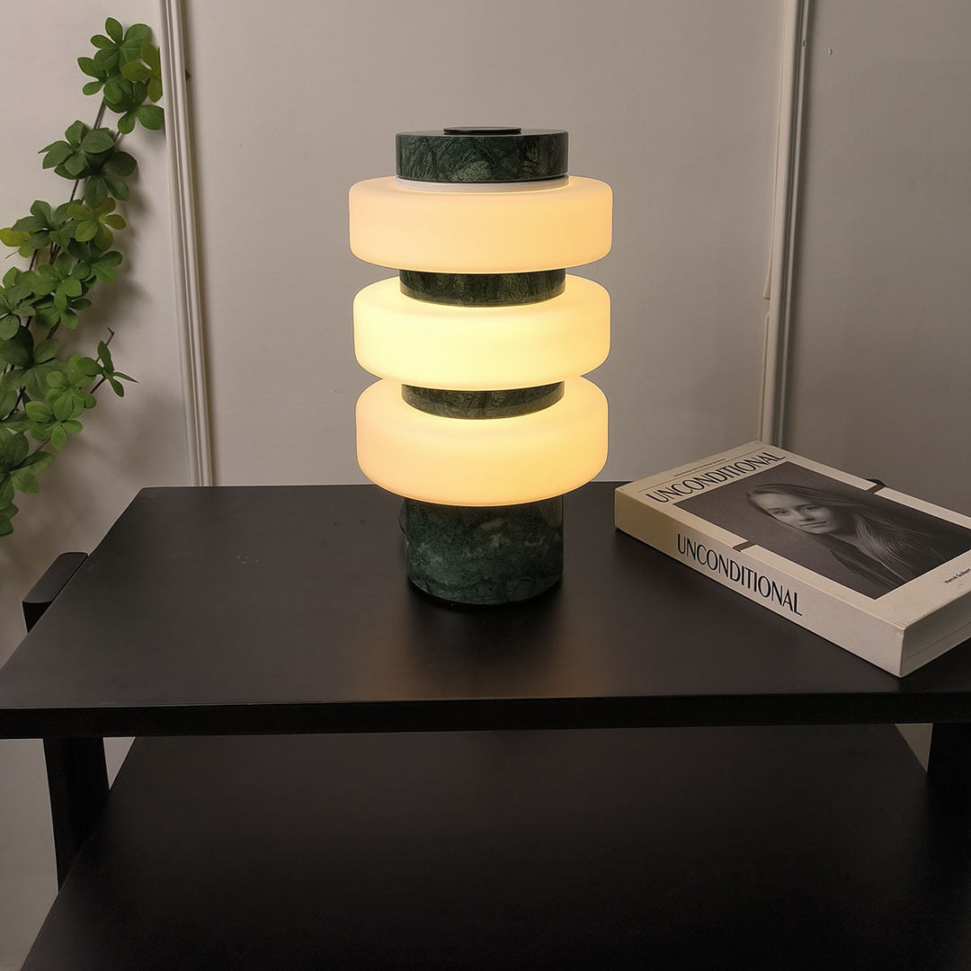 Moderne geometrische Pendelleuchte