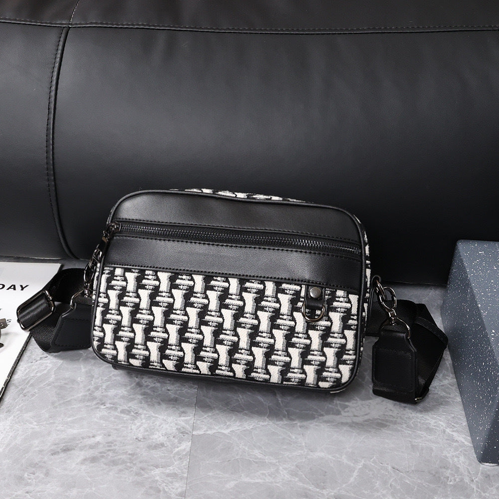 Elegante Umhängetasche mit Strukturiertem Design Karnz