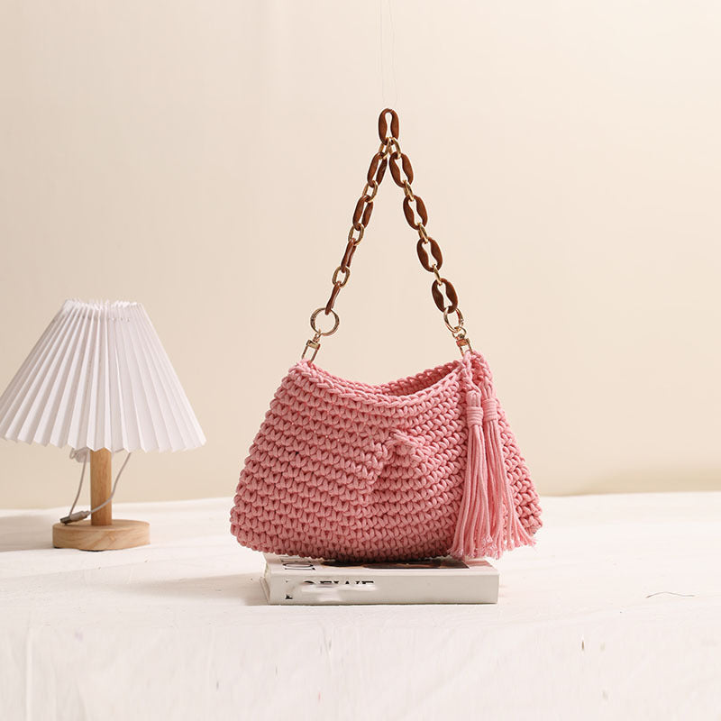 Damen Handgefertigte Schultertasche mit Kettenakzenten Karnz