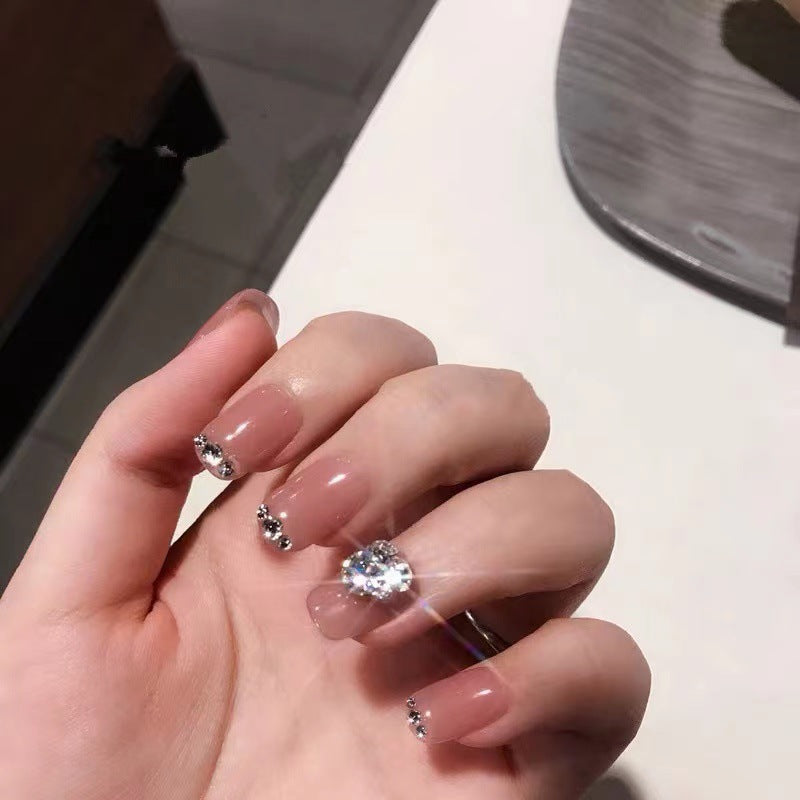 Glamouröse Kunstnagel-Designs Karnz