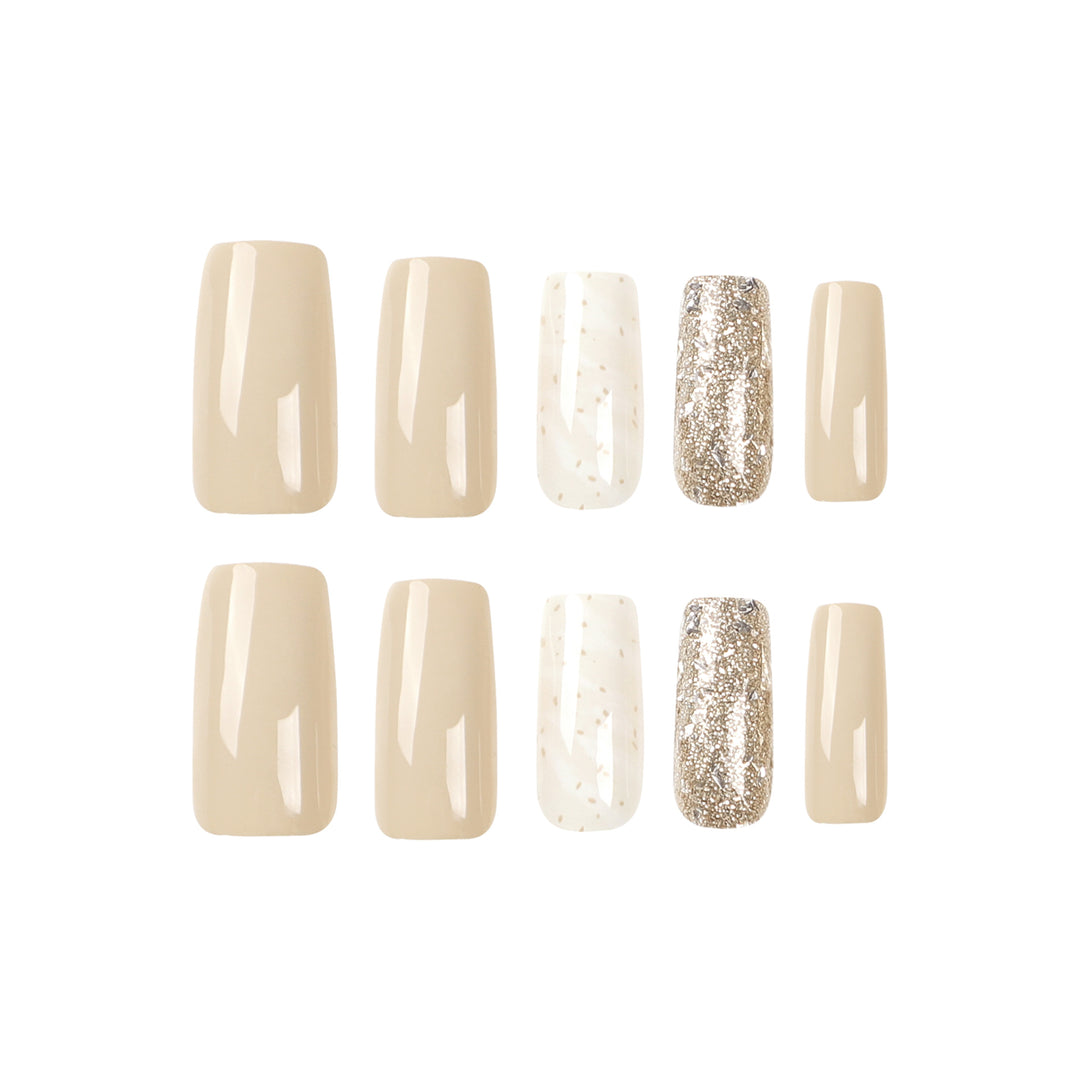 Glamouröse Nagelkunst Karnz