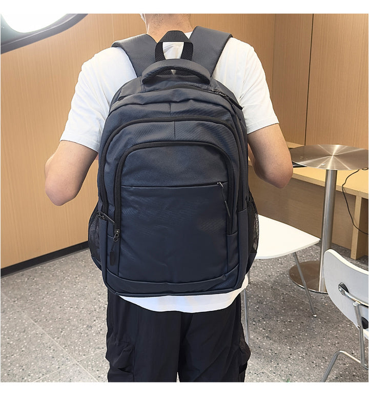 Multi-Fach wasserdichter Rucksack Karnz