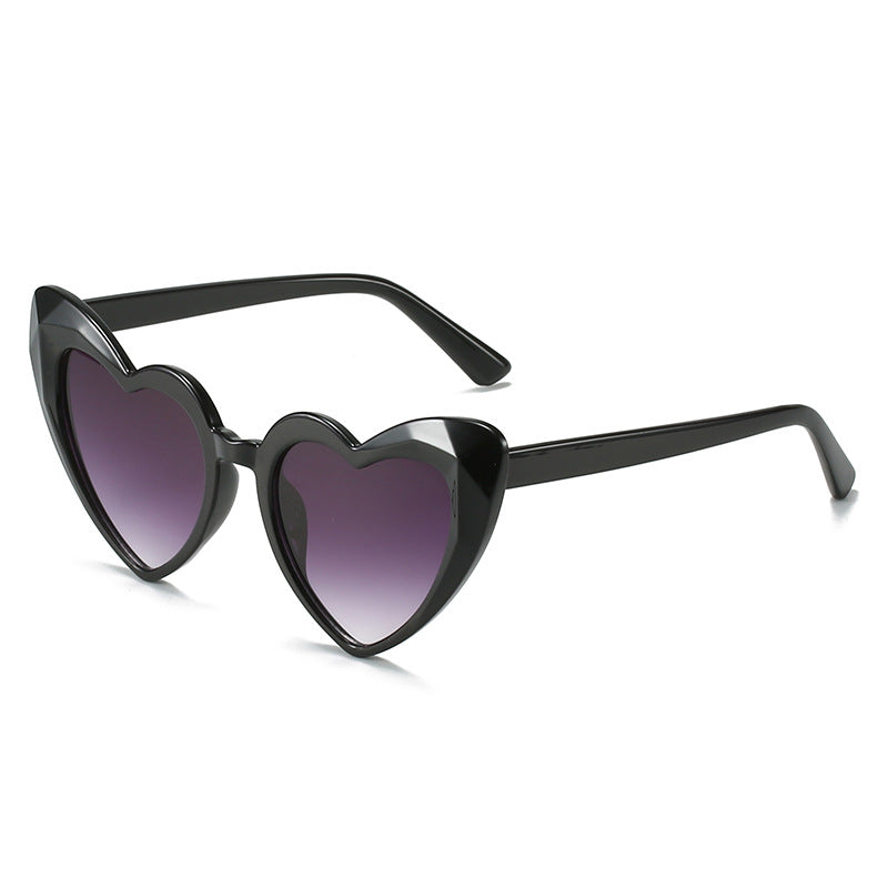 Damen Herzförmige Sonnenbrille im innovativen Design Karnz