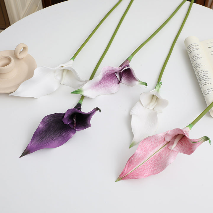Künstlicher Calla-Blütenzweig mit realistischen Details Karnz