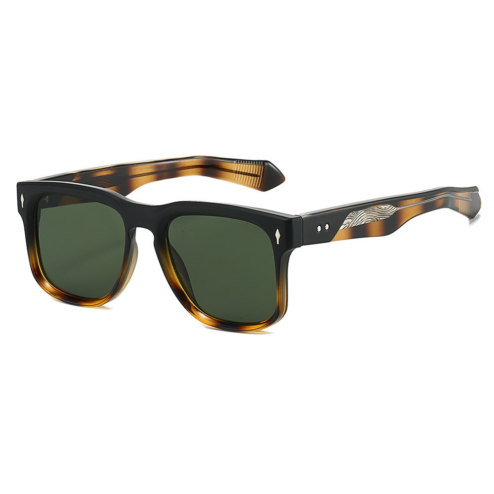 Damen Sonnenbrille im robusten, kantigen Design mit UV-Schutz Karnz