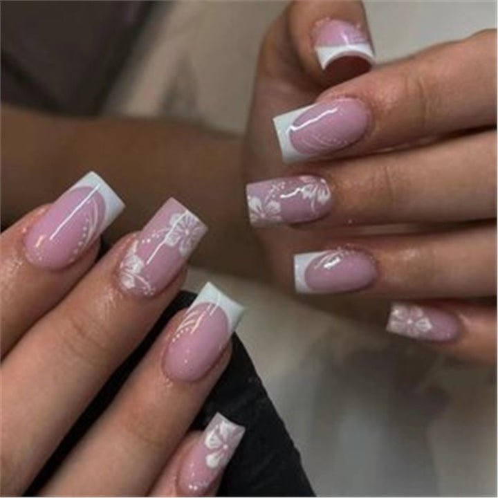 Künstlerisches Press-On-Nagelset mit Premium-Verzierungen Karnz