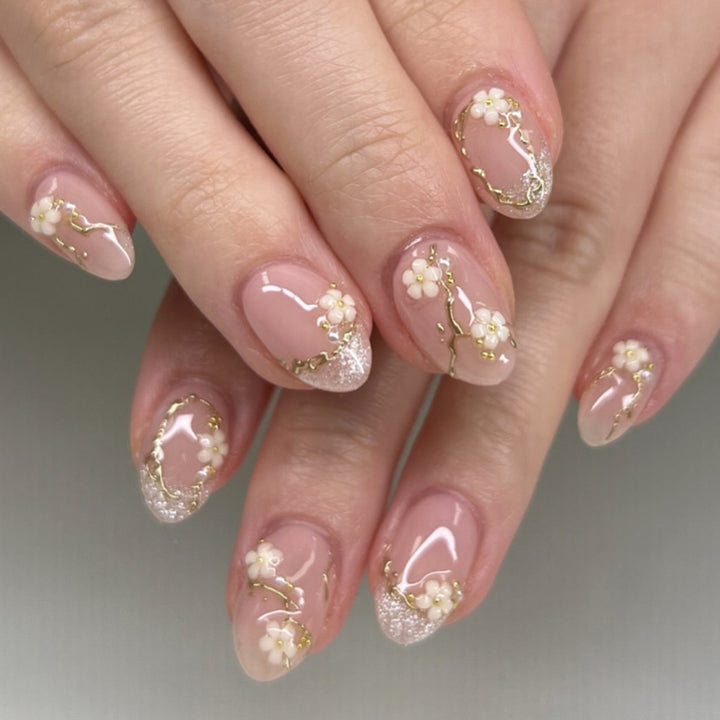 Floral Verzierter Press-On Nail Set Karnz