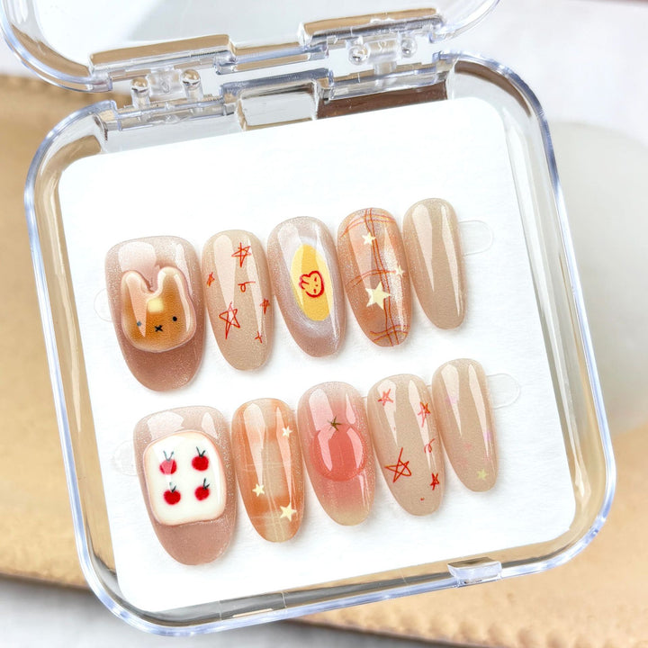 Kreatives Cartoon-Themen Press-On Nageldesign Set