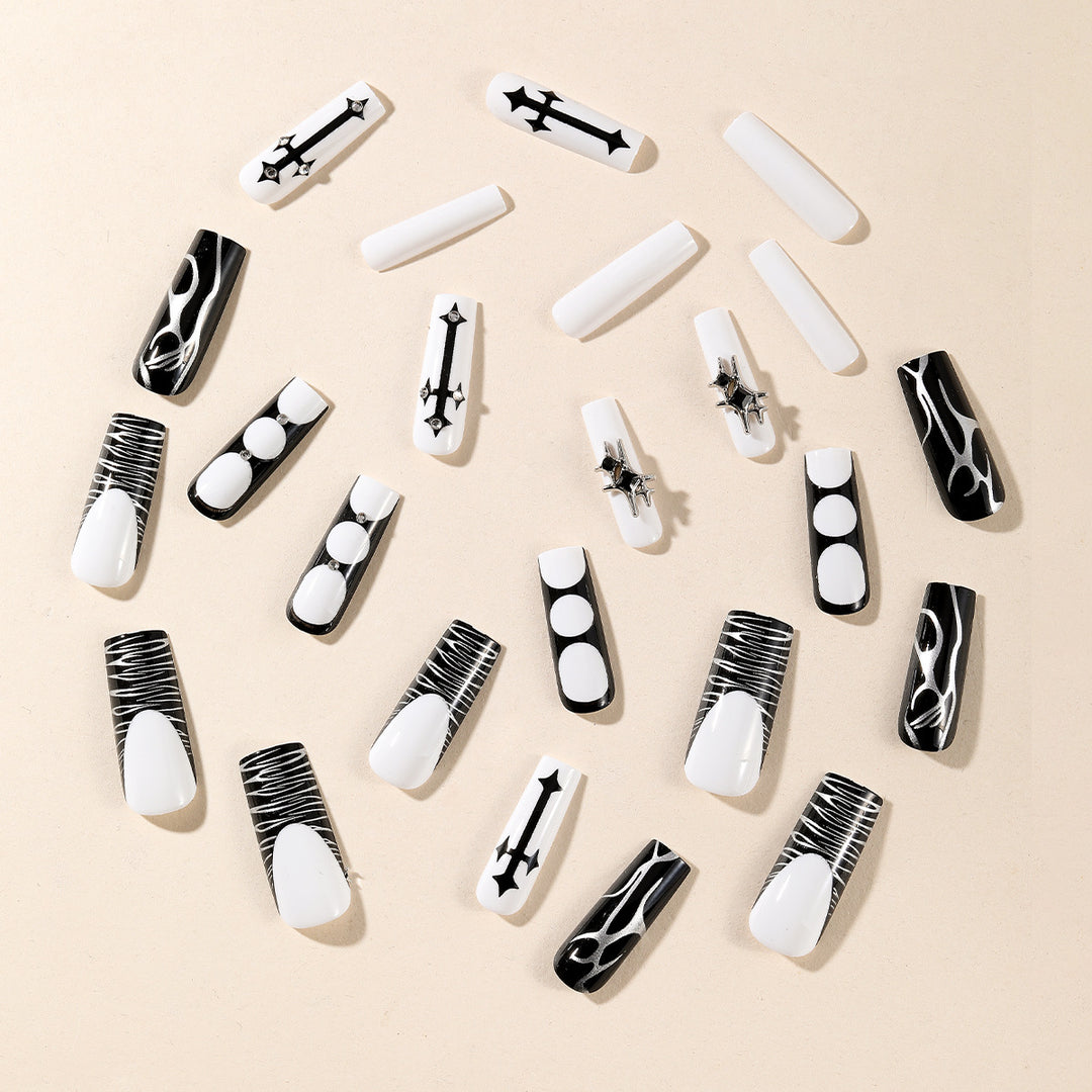 Gothic Chic Nail Art Set Karnz