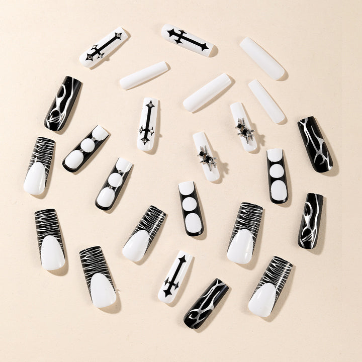 Gothic Chic Nail Art Set Karnz