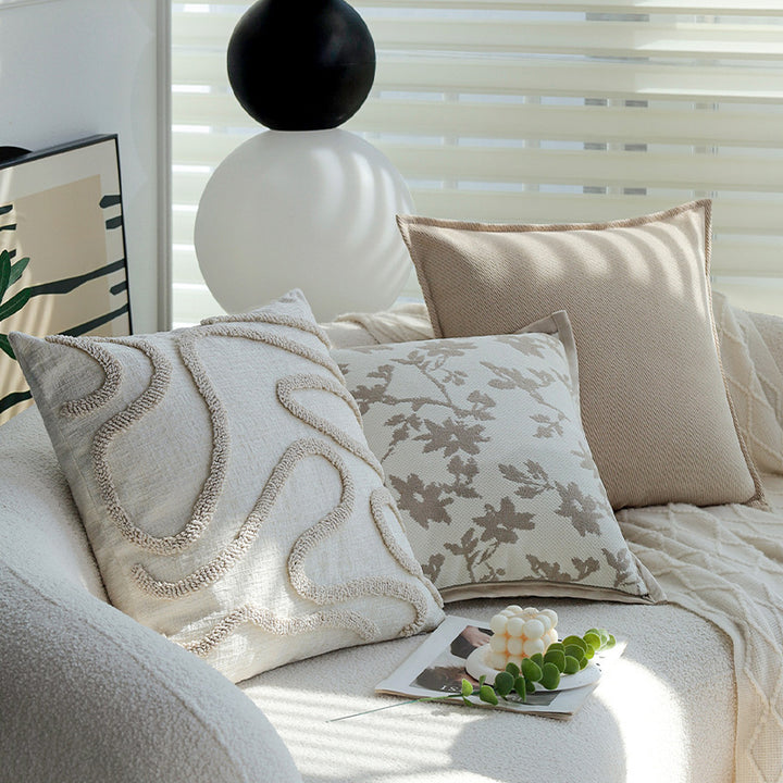 Dekorativer Zierkissenbezug mit floraler Jacquard-Struktur und Samt-Borte Karnz