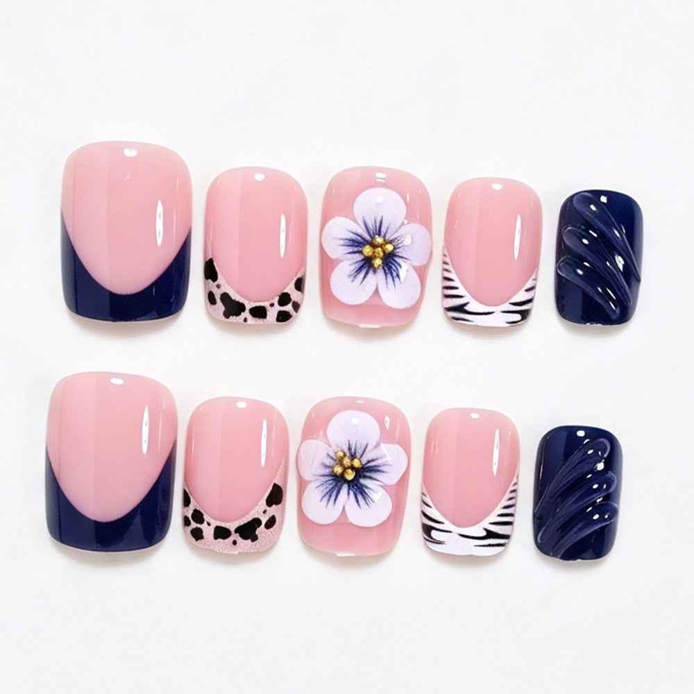 Blumenakzent-Nagelkunst-Set Karnz
