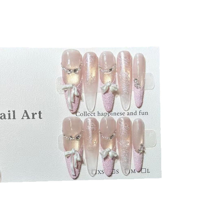 Elegantes thematisches Press-On Nagelkunst-Set
