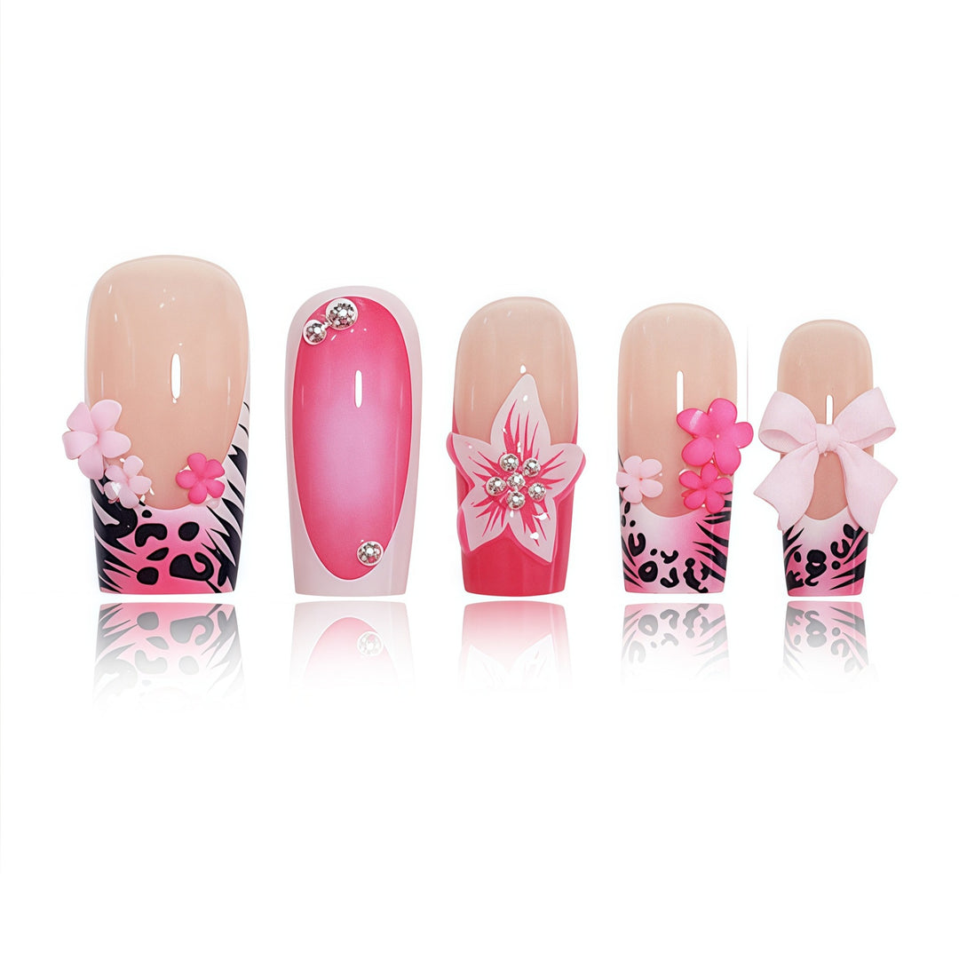Floral Elegante Press-On Nagelverlängerungen Karnz