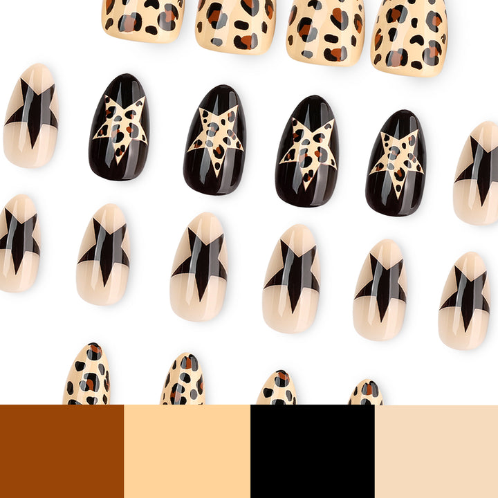 Kunstvolle Nagelverlängerungen mit Leoparden- und Sternen-Design Karnz