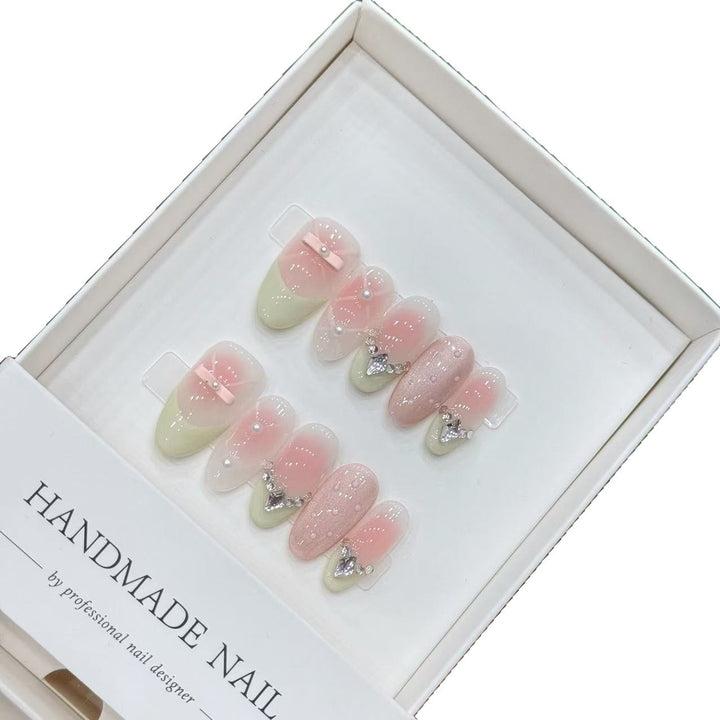 Handgemachtes Dekoratives Mandel-förmiges Nagel-Set