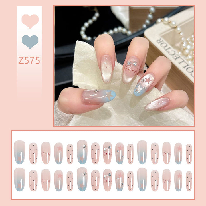 Kreatives Kunstnagelset mit funkelnden Stern- und Tierdesigns Karnz