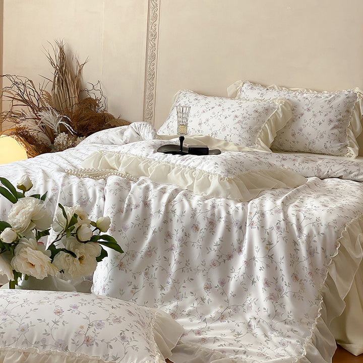 Luxuriöses Floral Satin Bettwäsche Set mit Rüschensaum