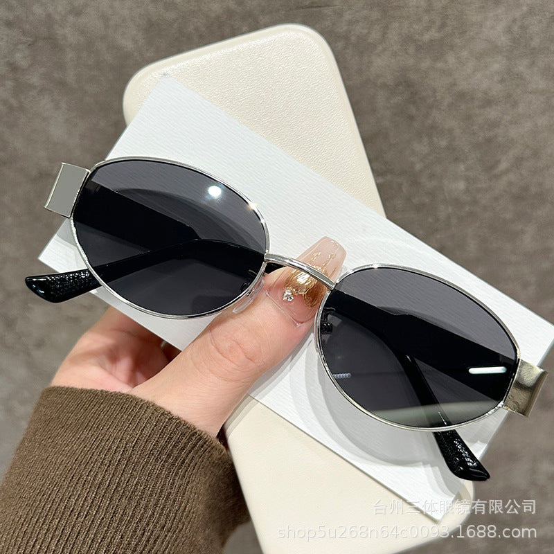 Elegante ovale Rahmen-Sonnenbrille