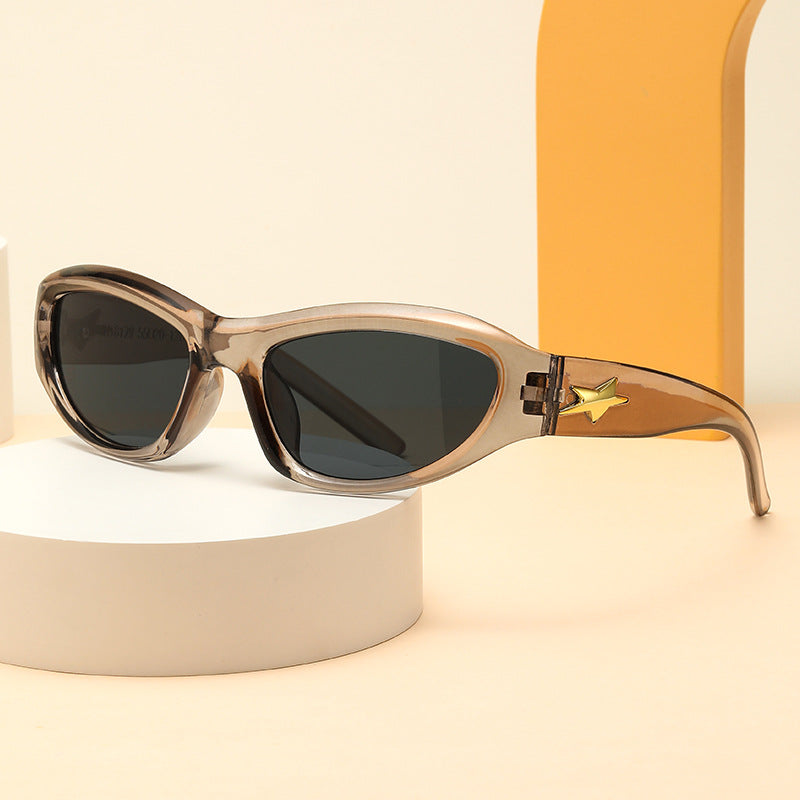 Damen elegante Kunststoffsonnenbrille im zeitgenössischen Design Karnz