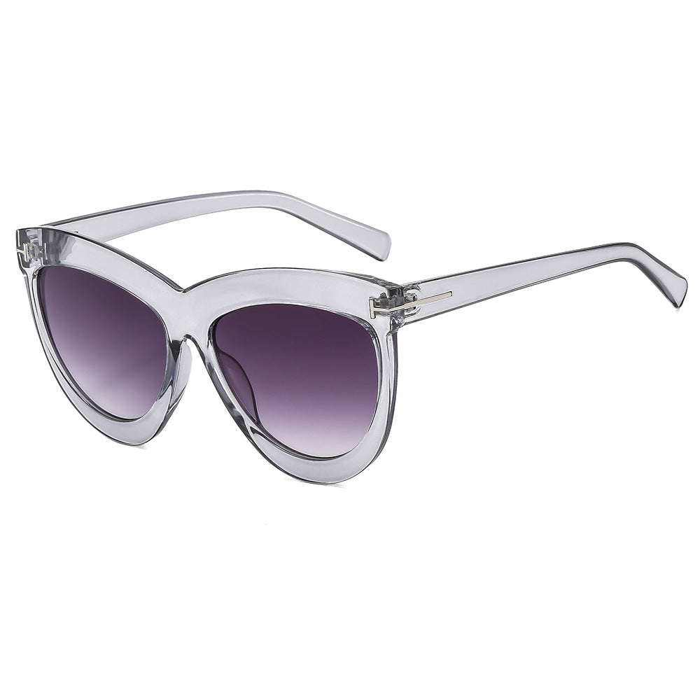 Stilvolle Katzenaugen-Sonnenbrille mit schlanken Metallakzenten Karnz