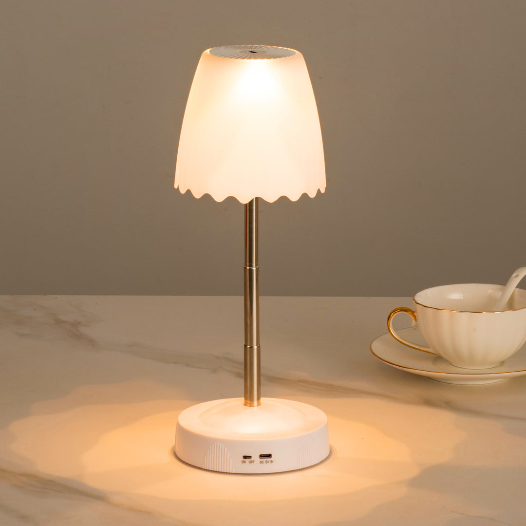 Stylische RGB LED Schreibtischlampe