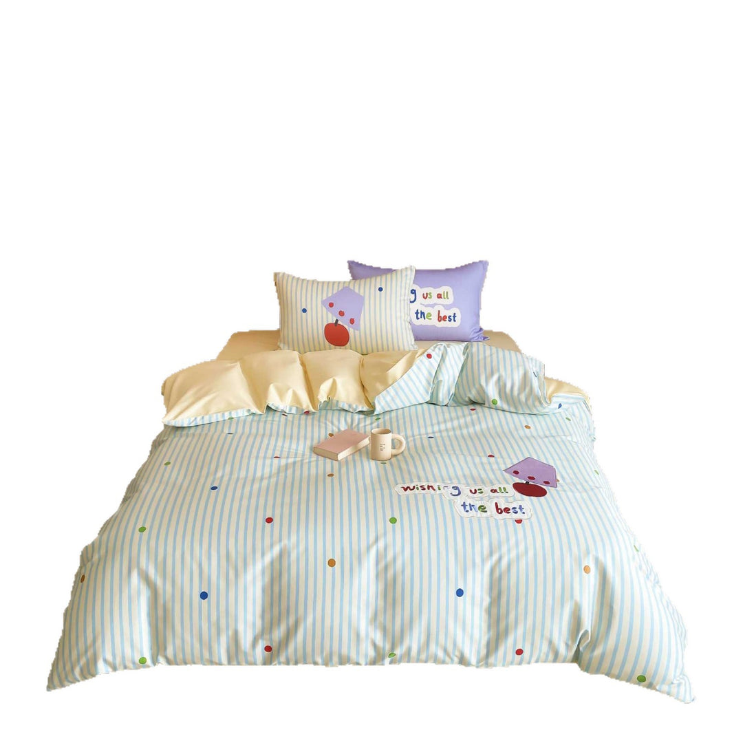 Kinder-Bettwäsche-Set aus Baumwoll-Perkal mit gestreiftem Dessin, applizierten Schriftzügen und verspielten Punkt‑Applikationen