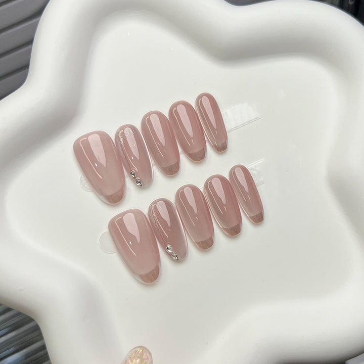 Luxuriöses Press-On-Nagelspitzen-Set