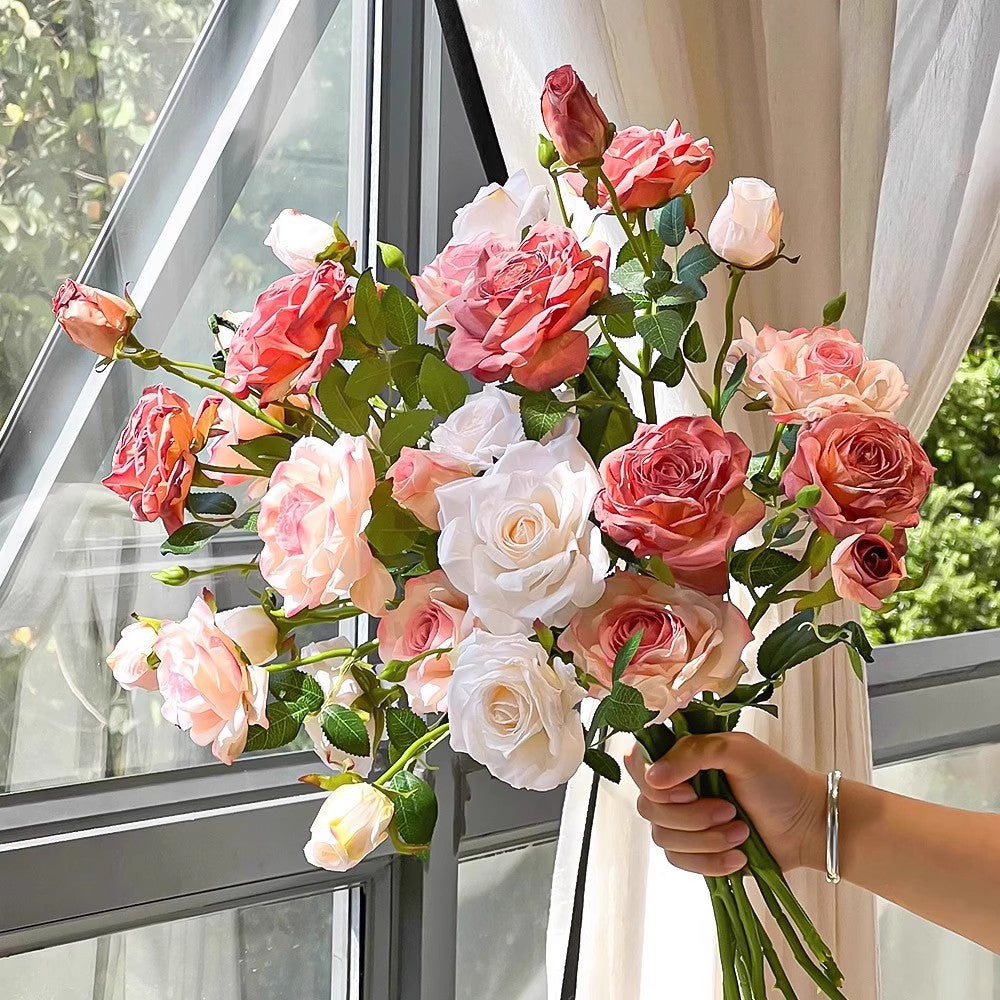 Realistischer Künstlicher Rosenstiel