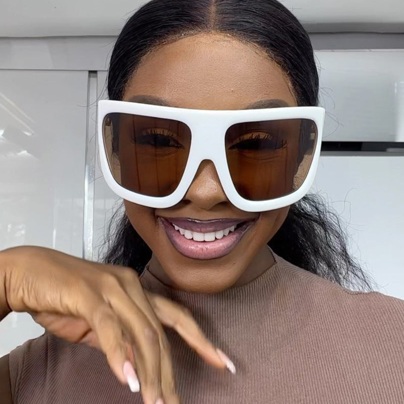 Damen sportliche Oversized-Sonnenbrille Karnz