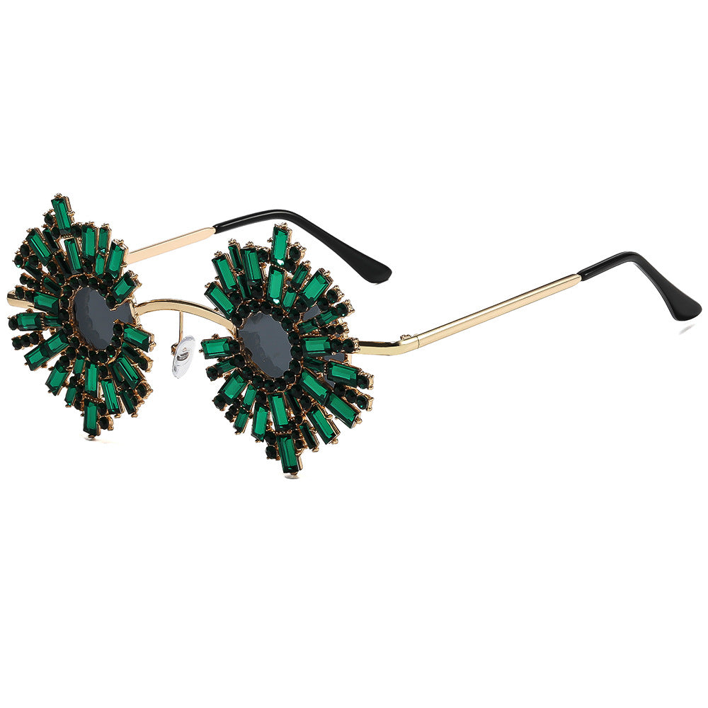 Damen extravagante Design-Sonnenbrille mit buntem Kristallschmuck Karnz