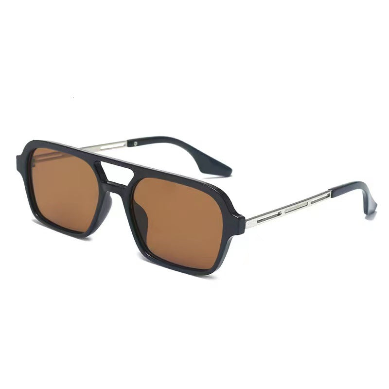 Damen Designer-Sonnenbrille mit elegantem transparentem Rahmen und gelben Gläsern Karnz