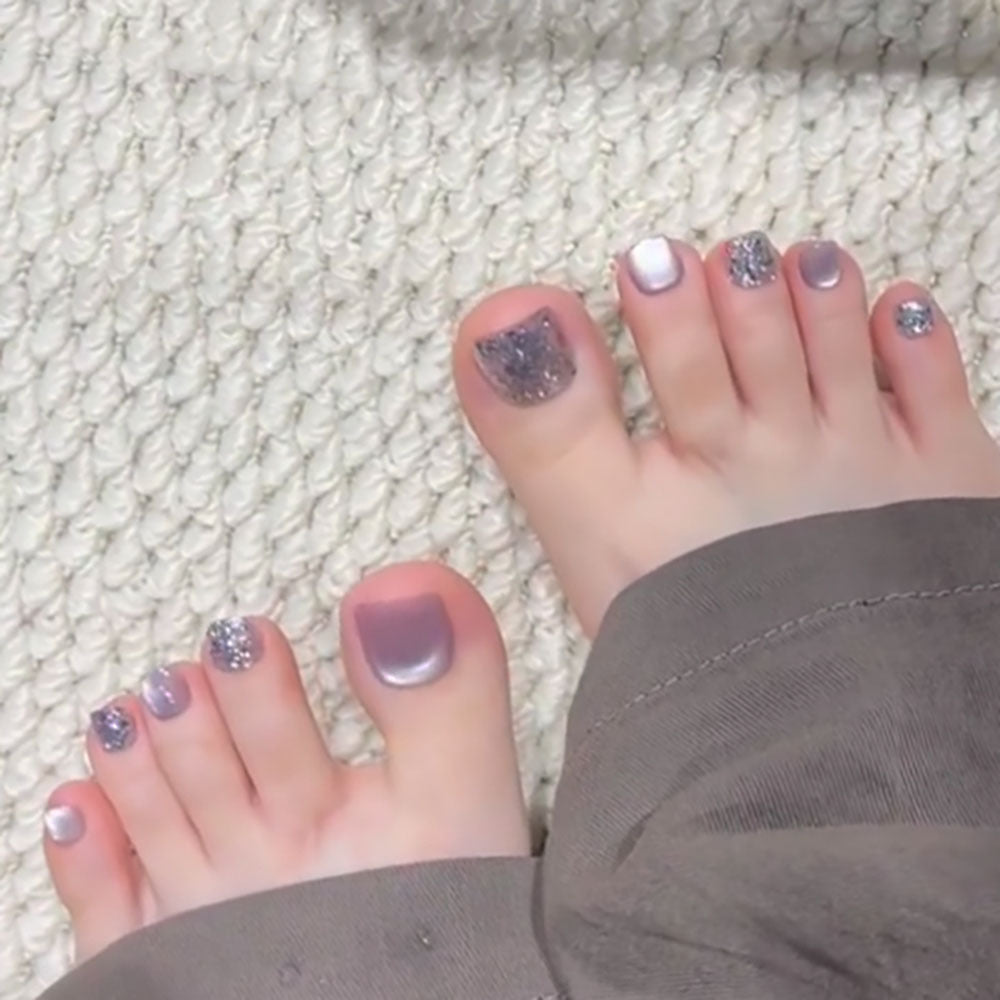 Dekoratives Glittergel Pediküre