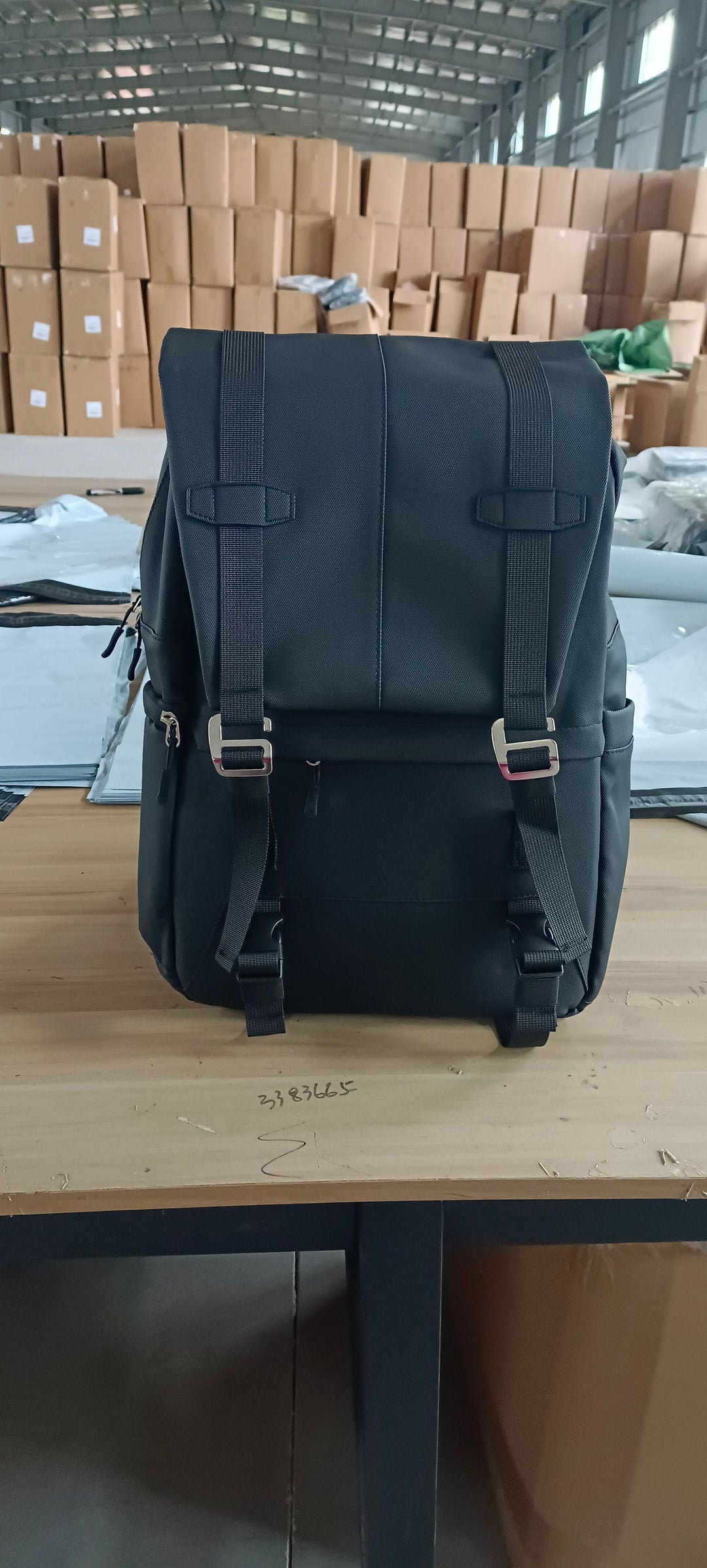 Vielseitiger Reise-Rucksack Karnz