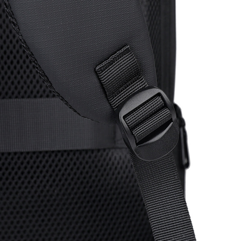 Vielseitiger Reiserrucksack Karnz