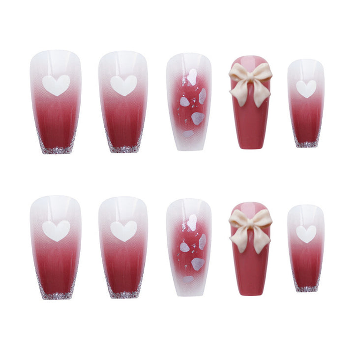 Dekorative Herz-Thema Press-On Nagelkunst