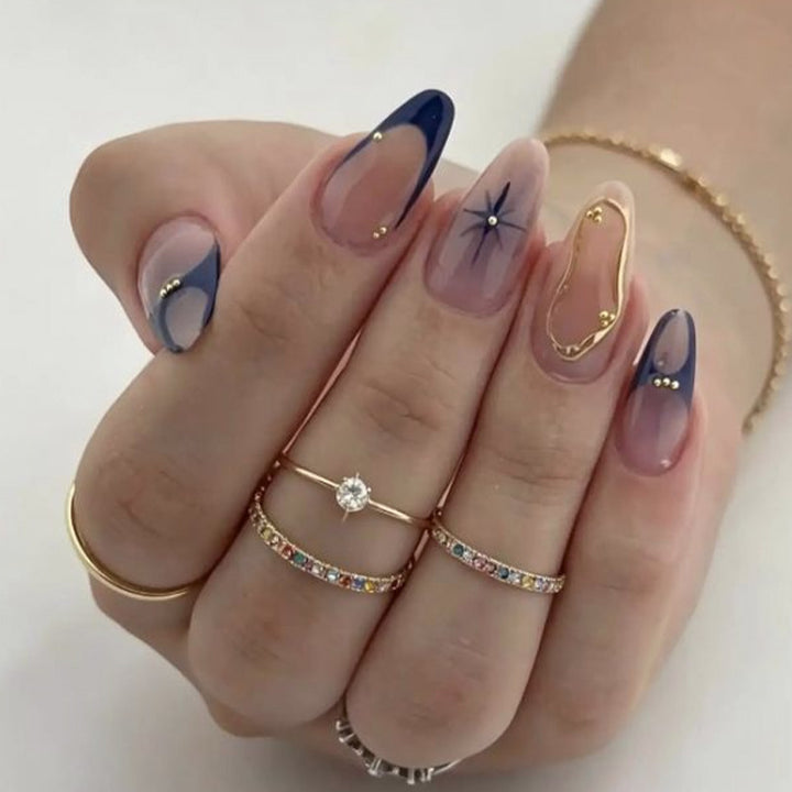 Künstlerische Nackte Nagelkunst Verbesserungen Karnz