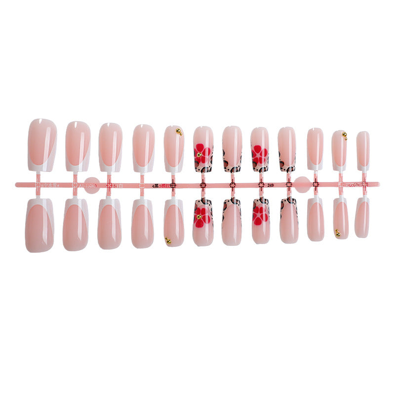 Dekorativer Blumen Press-On Nagel Set Karnz