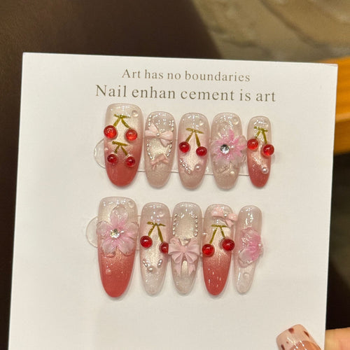 Künstlerische Kirschblüten Press-On Nägel