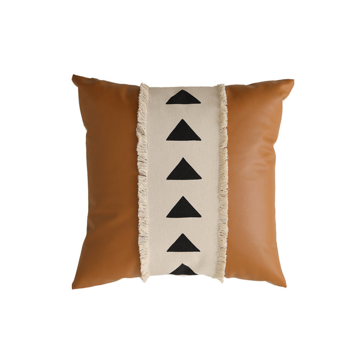 Quadratisches Kunstleder-Dekokissen mit gewebtem Mittelstreifen und Fransen