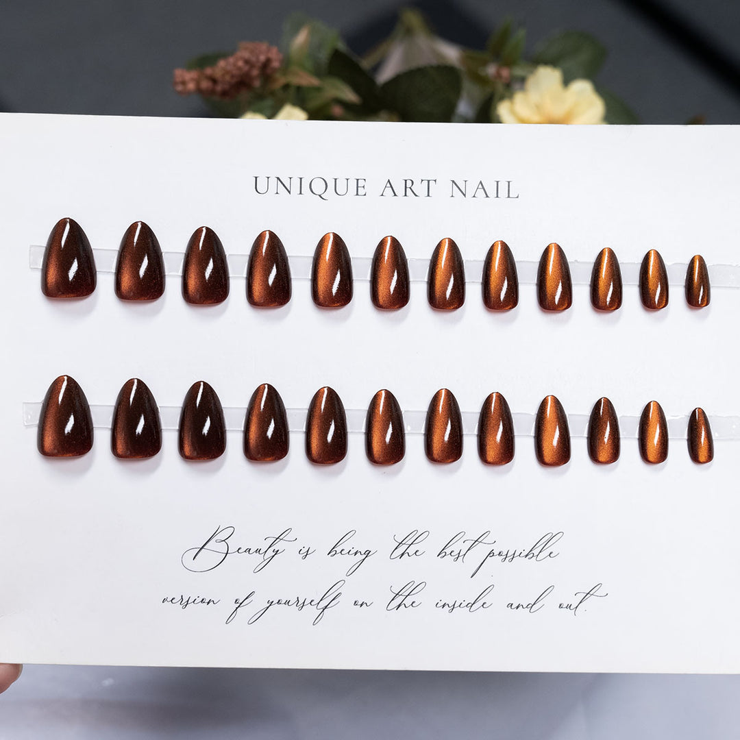 Glänzendes Press-On Nagelkunst Set