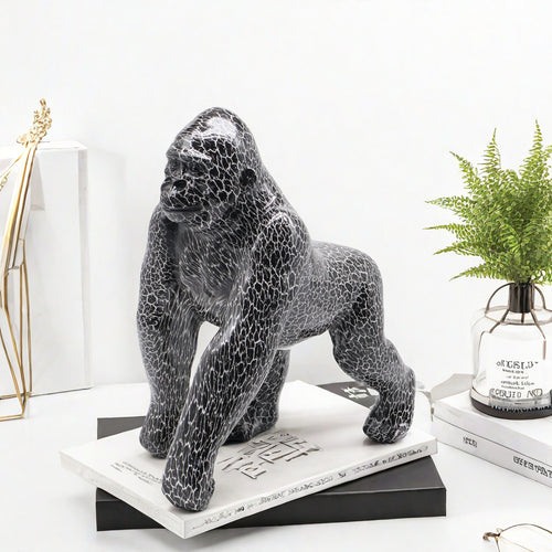 Kunstvolle Gorillaskulptur Karnz