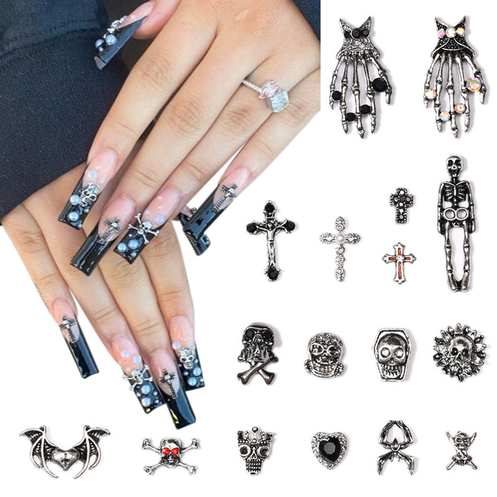 Kreuzförmige Nagelkunst-Verzierungen