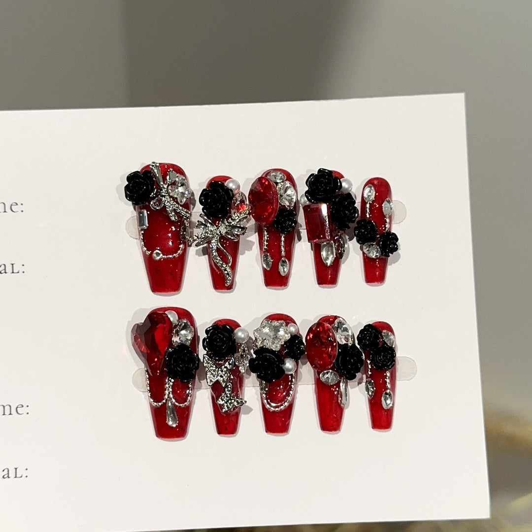 Glamouröses, blumenmotiviertes Press-On-Nagel-Set