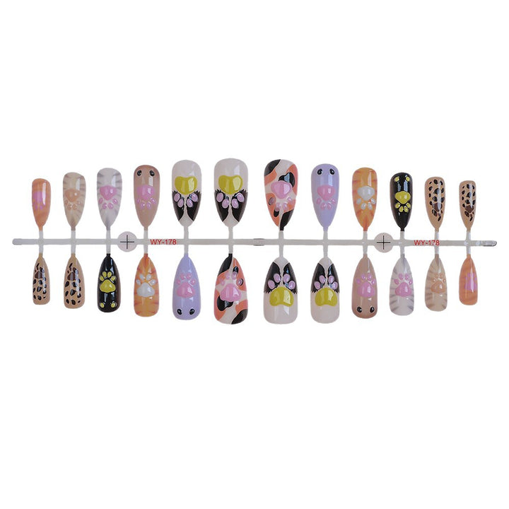 Verspieltes Muster Press-On Nagelkunst Set Karnz