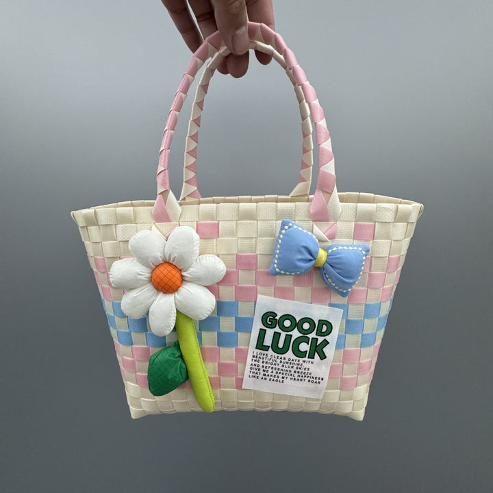 Charmante und verspielte Handtasche Karnz