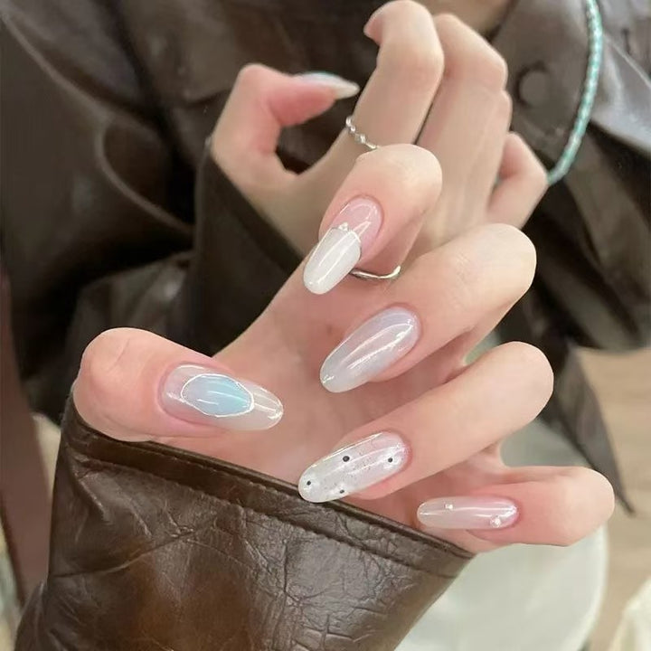 Elegante Trendige Nagelkunstverlängerungen