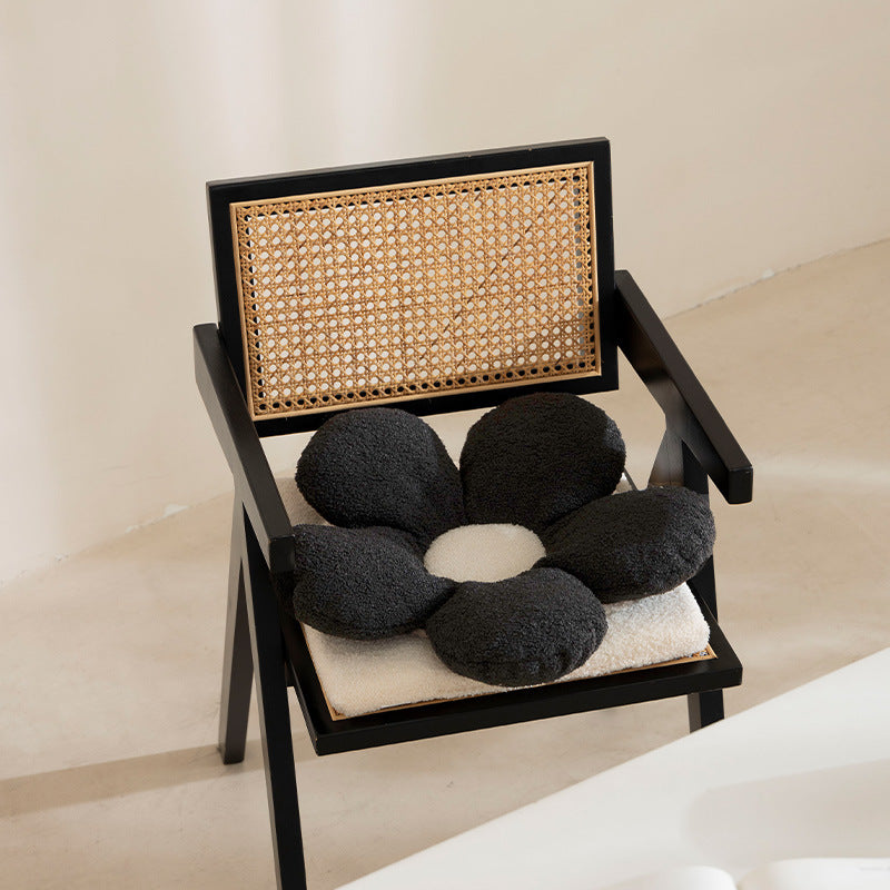 Ergonomisches Blüten‑Sitzkissen aus Bouclé‑Teddy für Stuhl und Hocker
